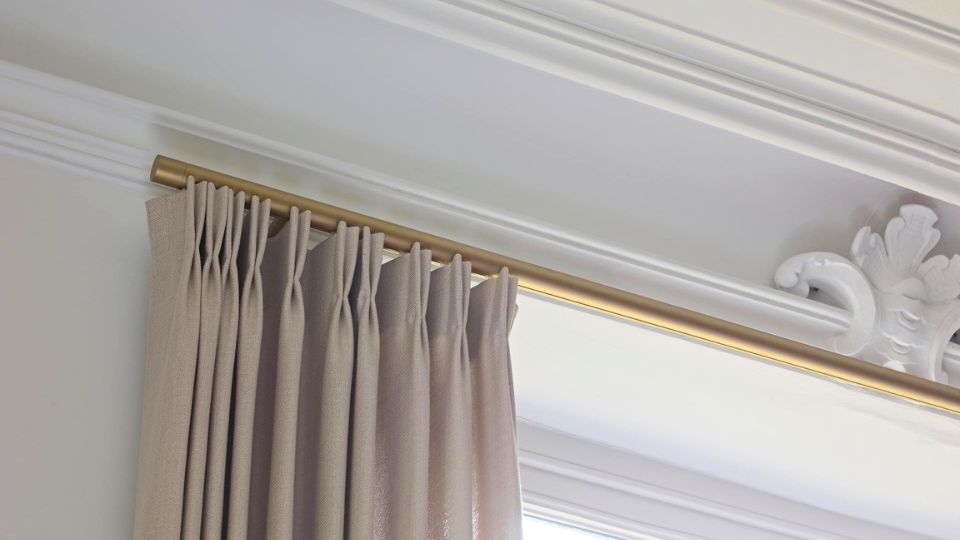 Tringle dorée Interstil sur mesure