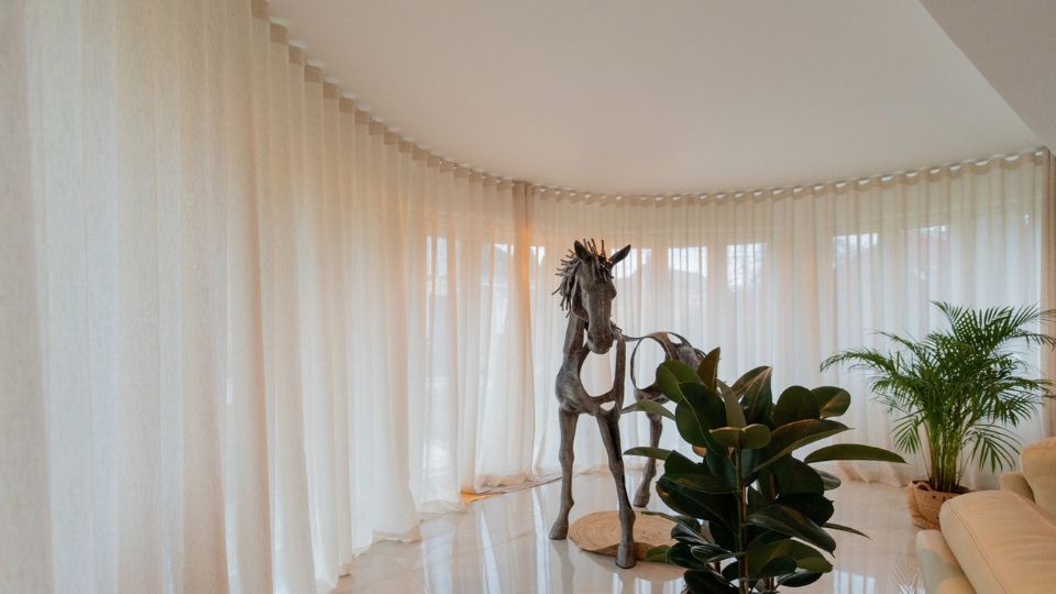 rails circulaires sur mesure et voilages -tringles