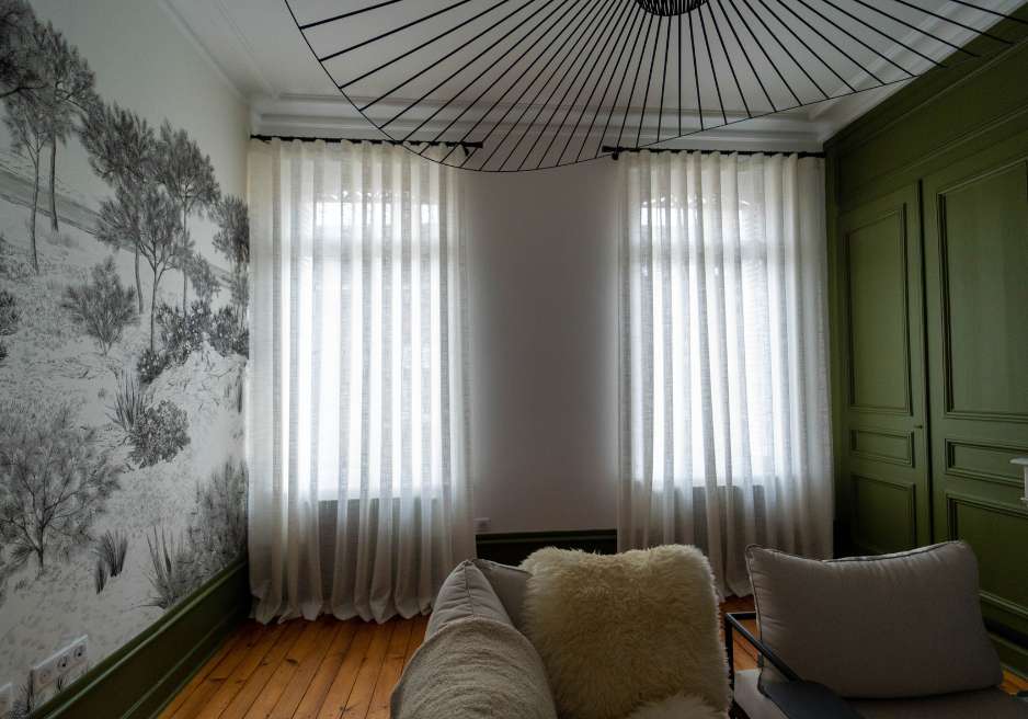 voilages sur mesure ras du sol clair